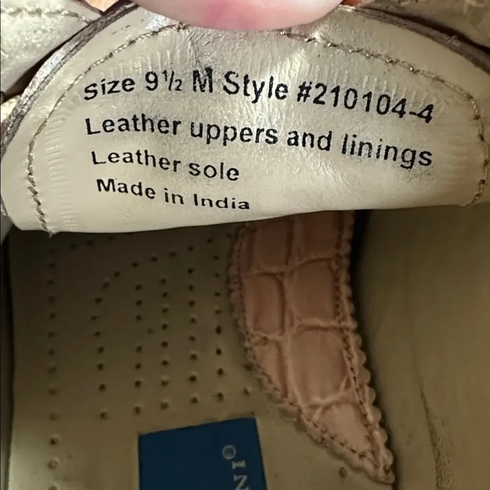 Giorgio Brutini Crocodile Textured Leather Shoes Pointed Toe Mens Size 9.5 Pink